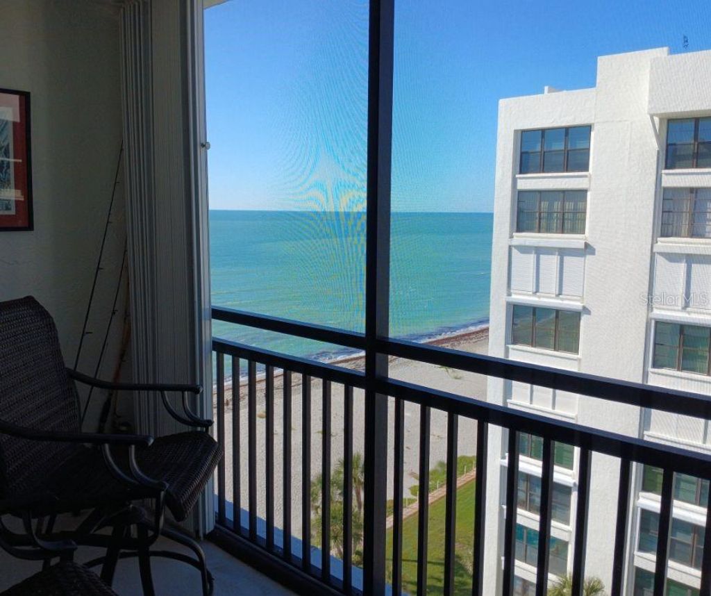 Photo of 631 Alhambra Road #1001, Venice, FL 34285 (MLS # A4670475)