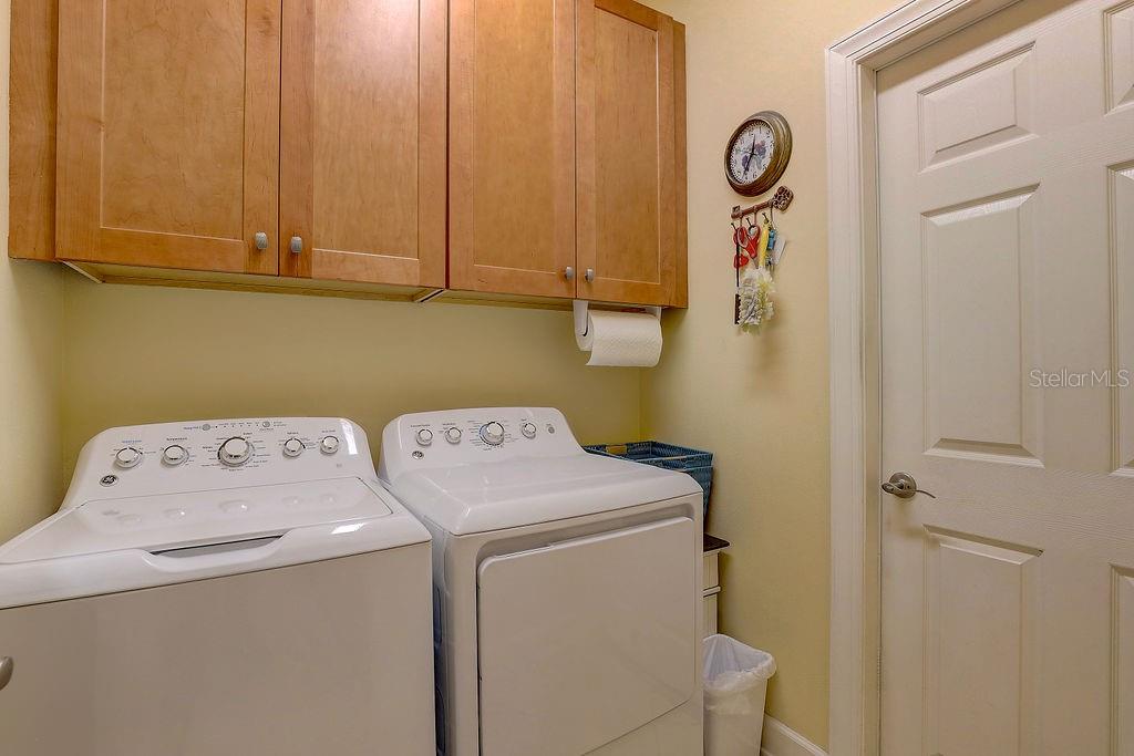 VERONA RESERVE - Residential