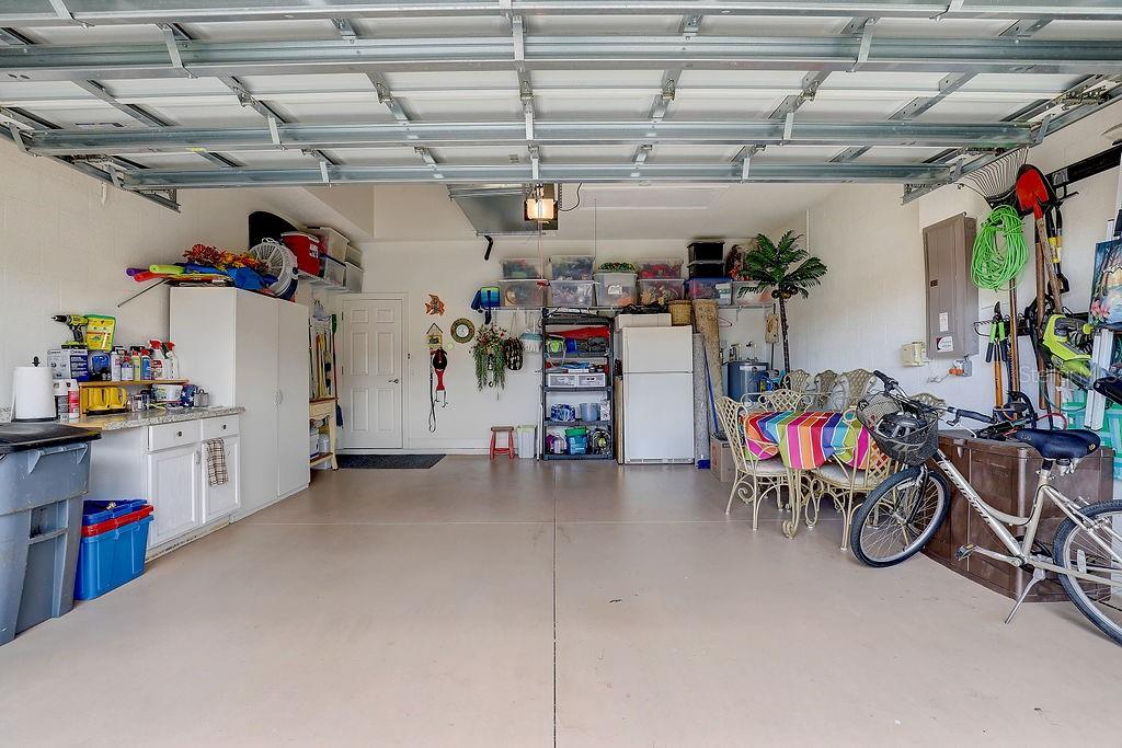 VERONA RESERVE - Residential