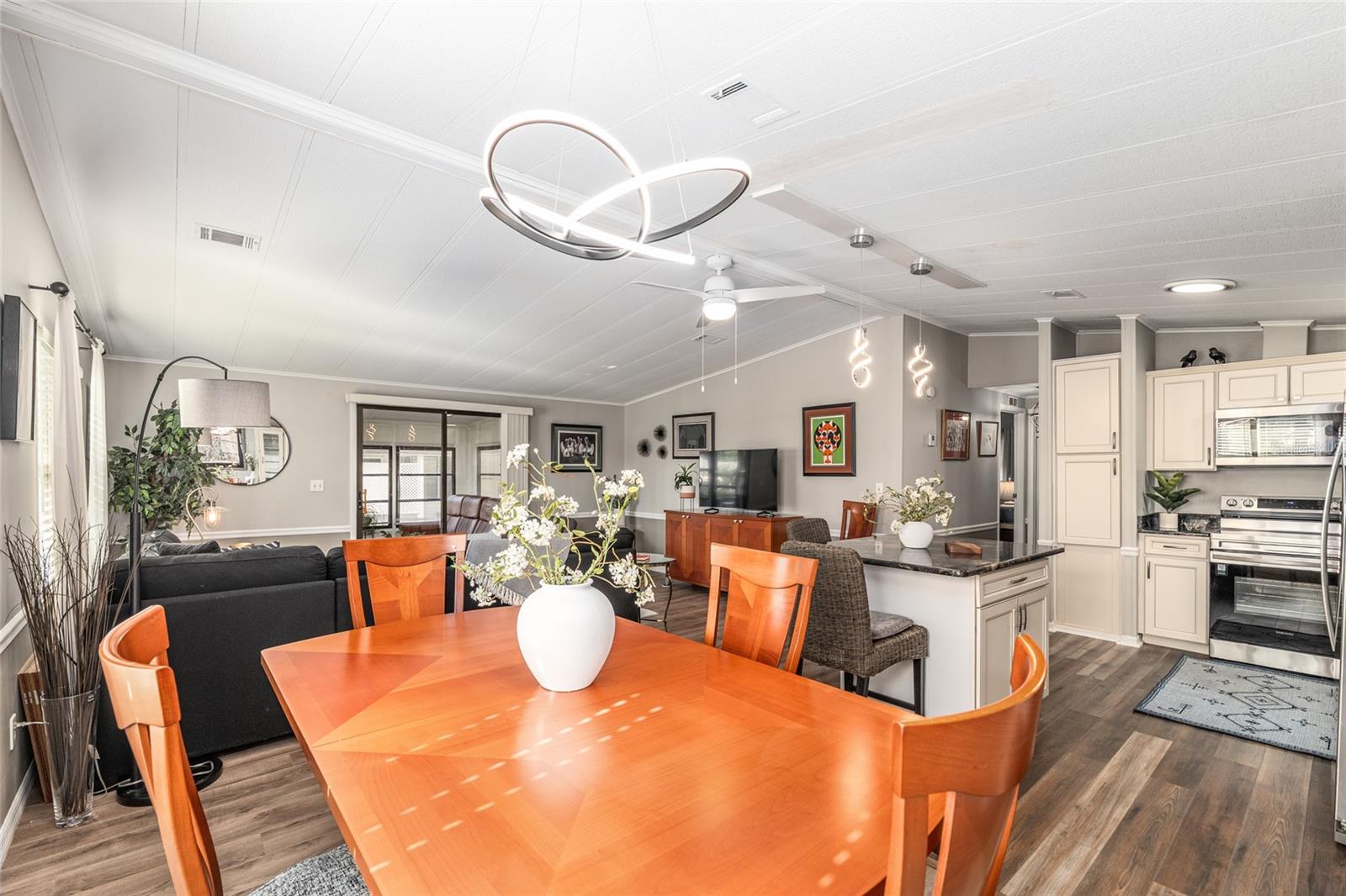 ORANGE BLOSSOM GARDENS UNIT 06 - Residential