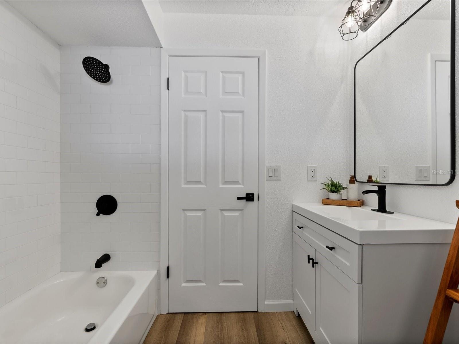 STONEHEDGE - Residential Lease