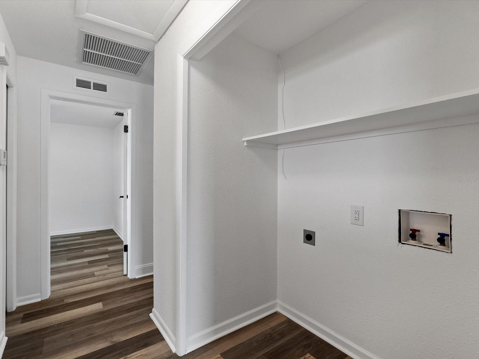 STONEHEDGE - Residential Lease