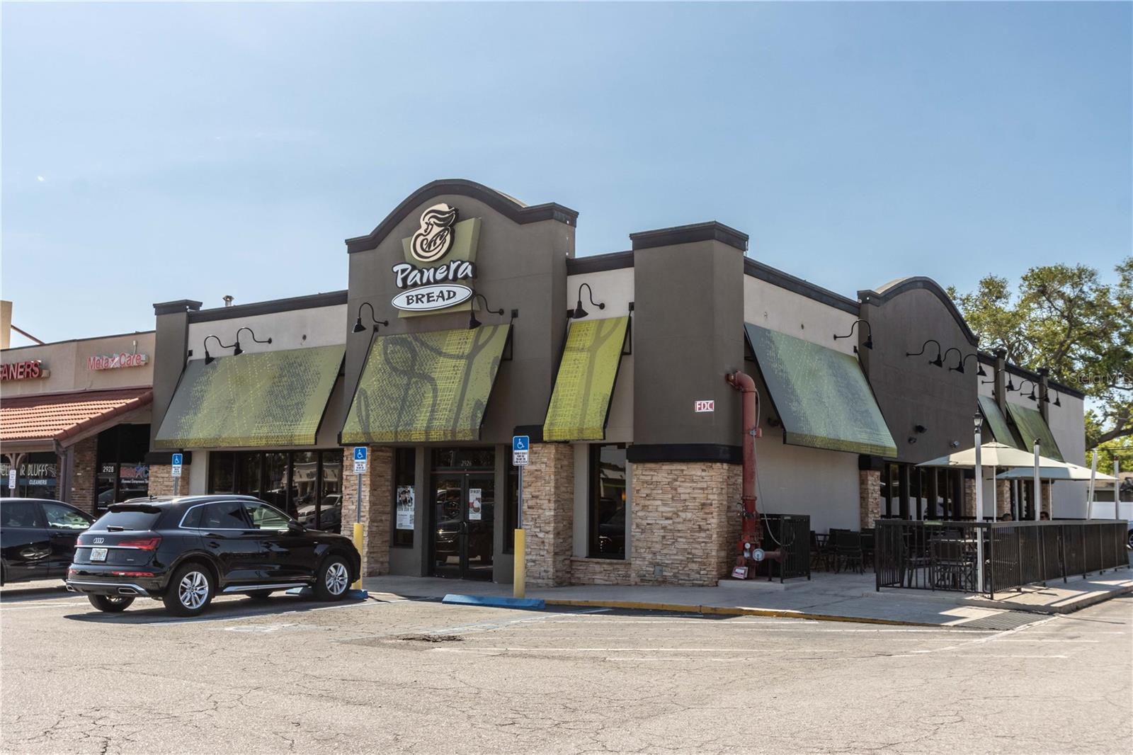 EAST HOUSE-WEST HOUSE CONDO - Residential