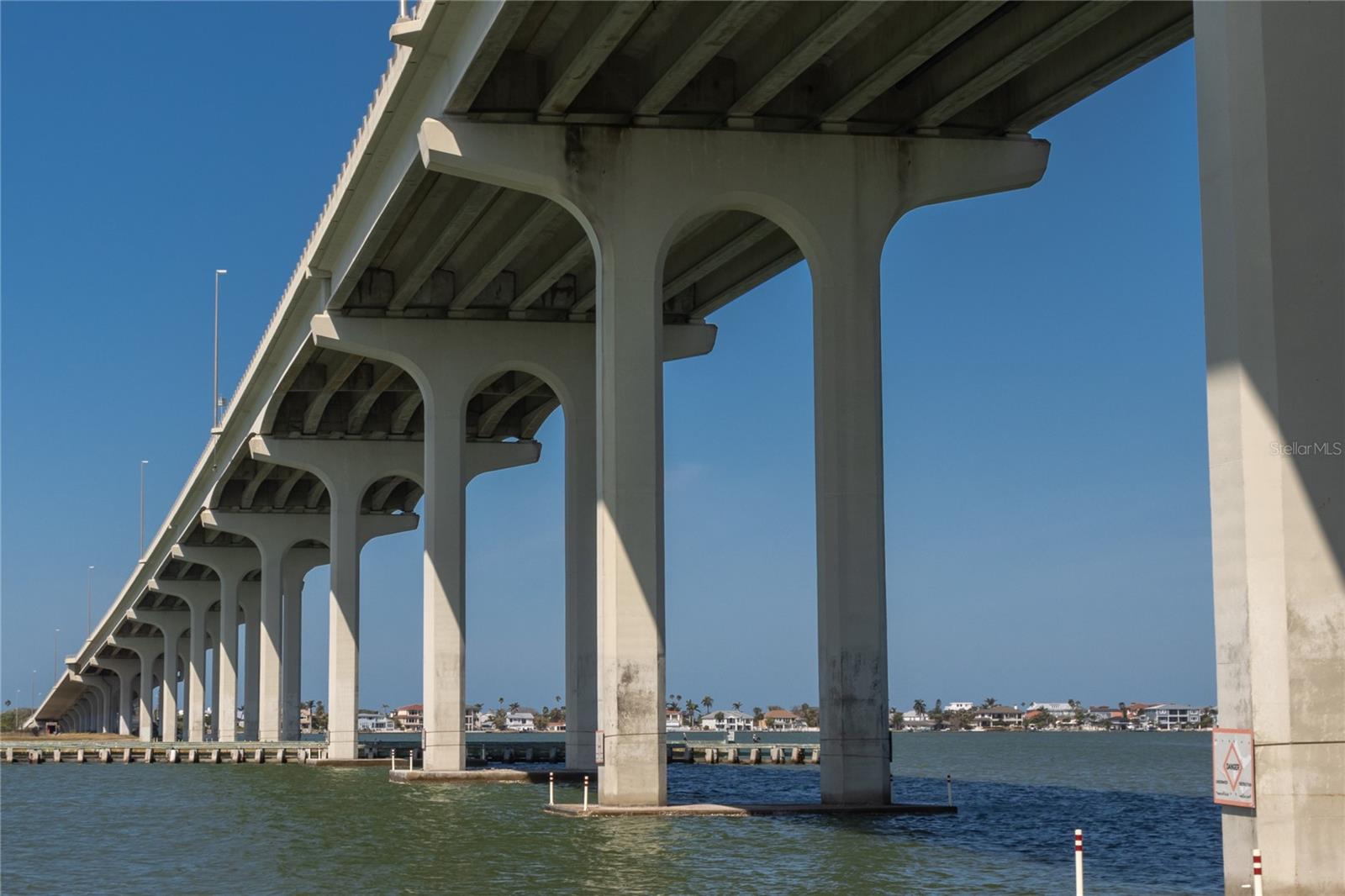 EAST HOUSE-WEST HOUSE CONDO - Residential