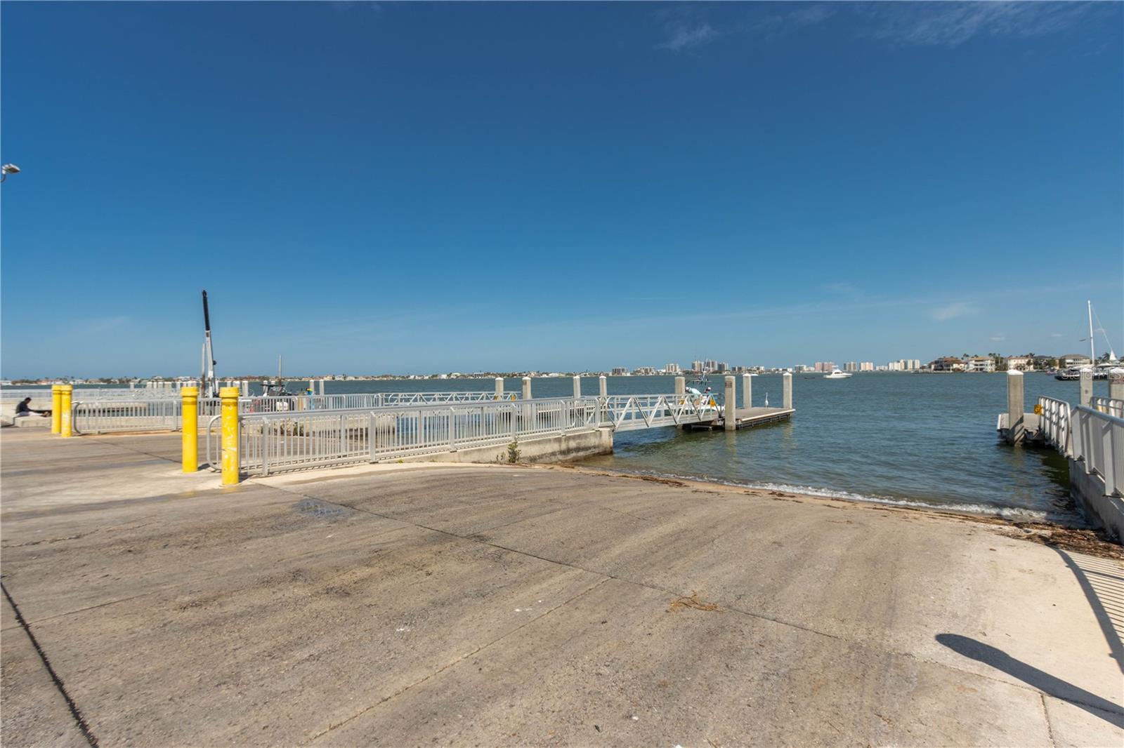 EAST HOUSE-WEST HOUSE CONDO - Residential