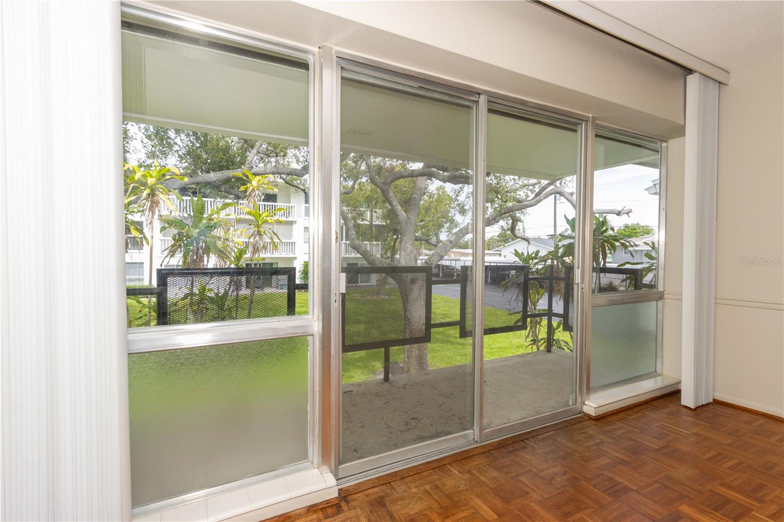 EAST HOUSE-WEST HOUSE CONDO - Residential