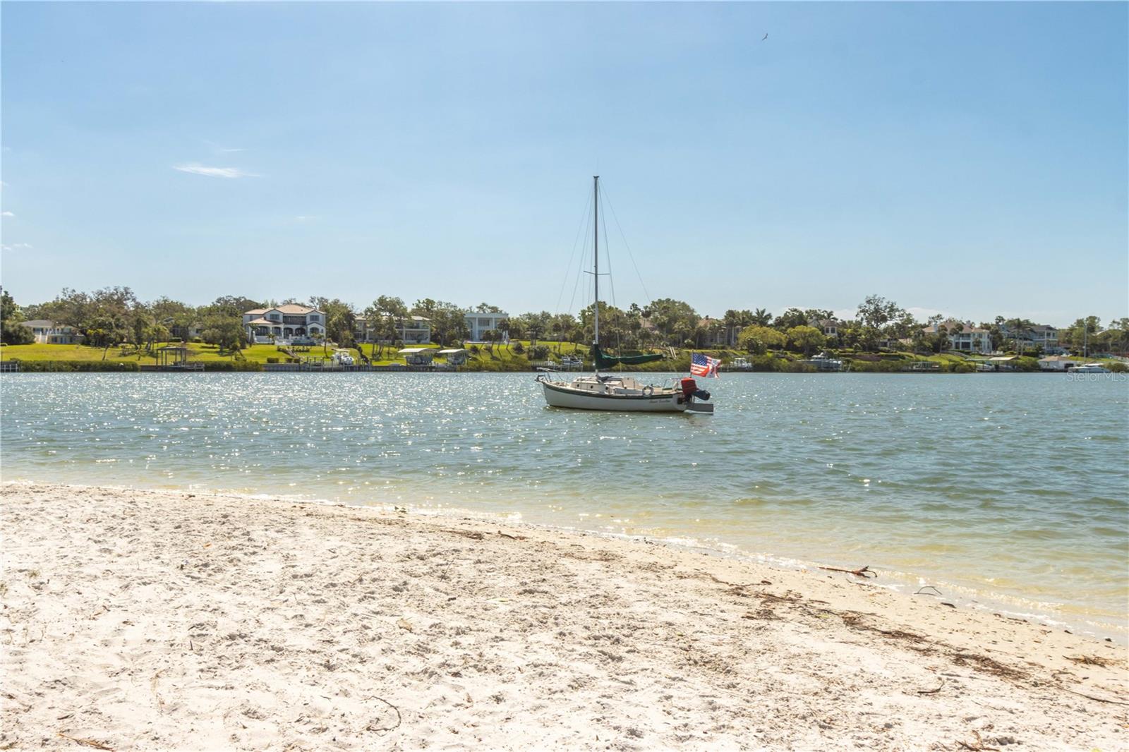 EAST HOUSE-WEST HOUSE CONDO - Residential