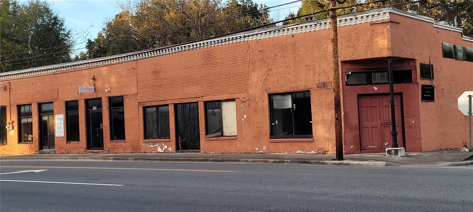 24422 W US 27 HIGHWAY