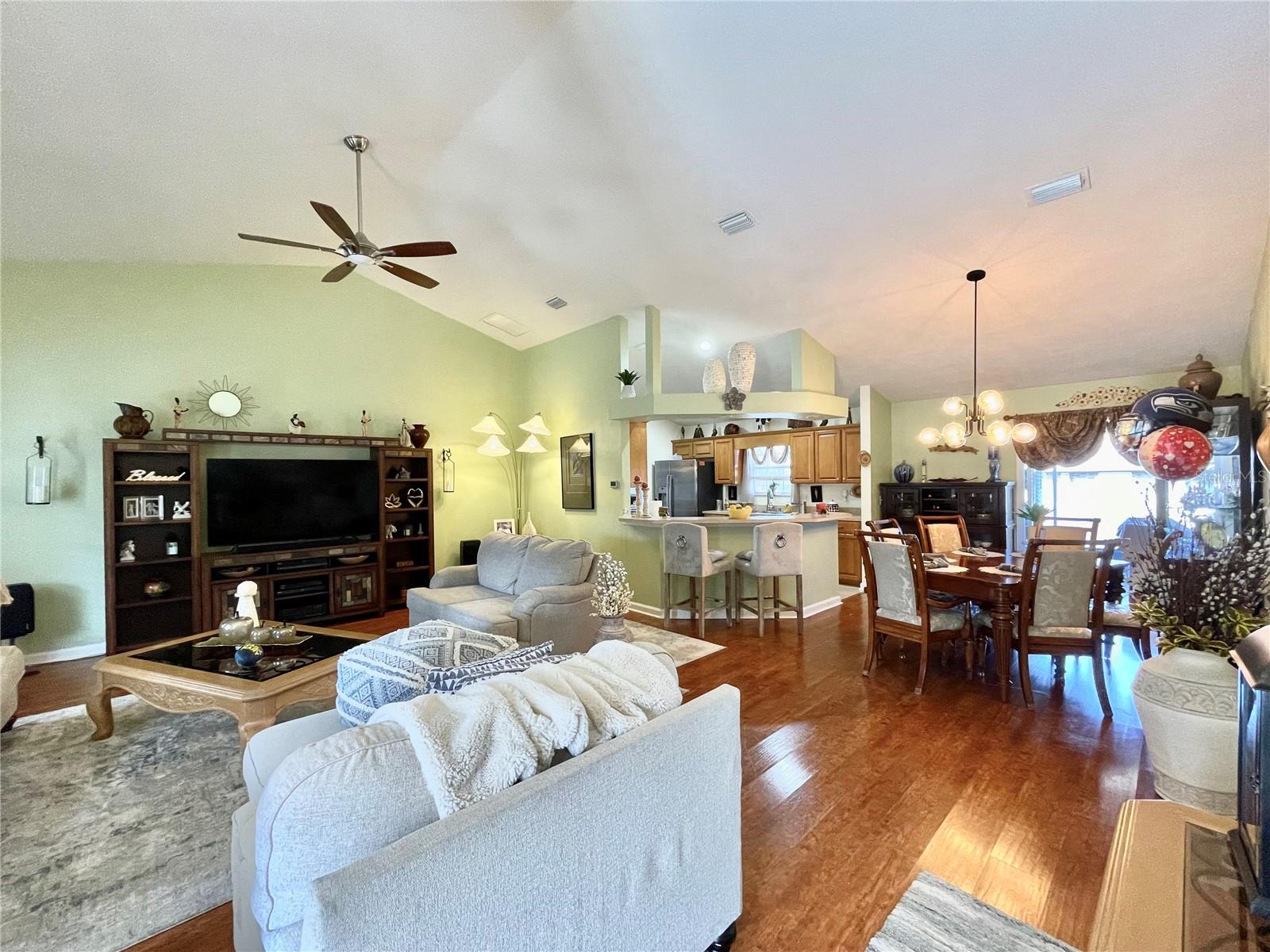 REPLAT SYLVANIA TERRACE - Residential