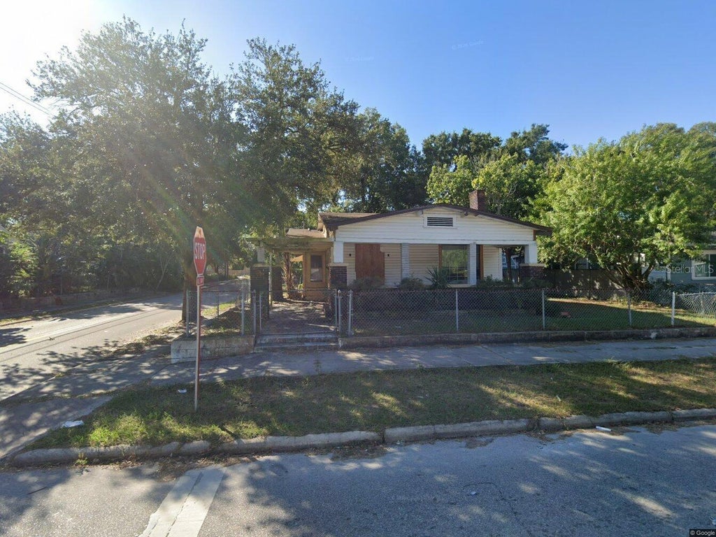 Photo of 919 E 24th Avenue, Tampa, FL 33605 (MLS # TB8554956)