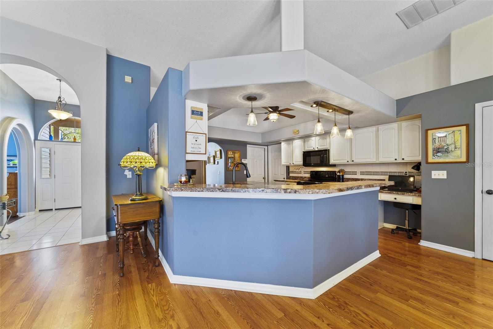 GROVELAND HIDDEN LAKES ESTATES - Residential