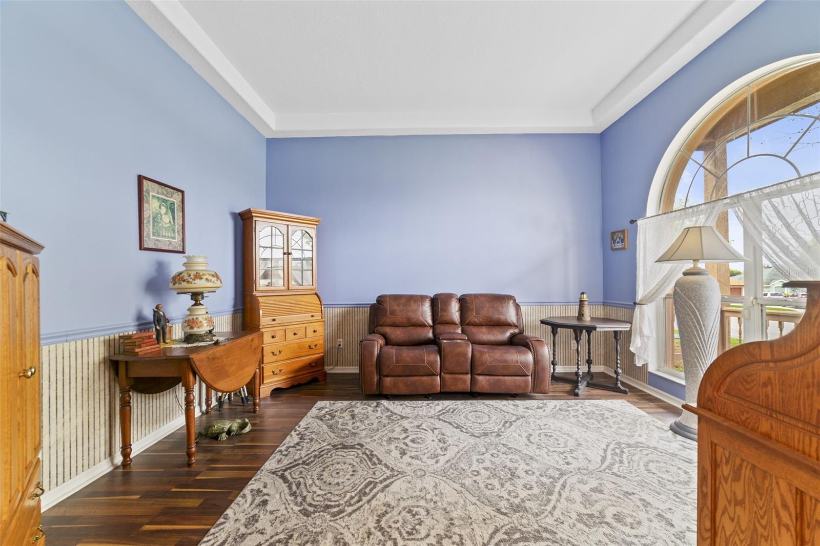 GROVELAND HIDDEN LAKES ESTATES - Residential