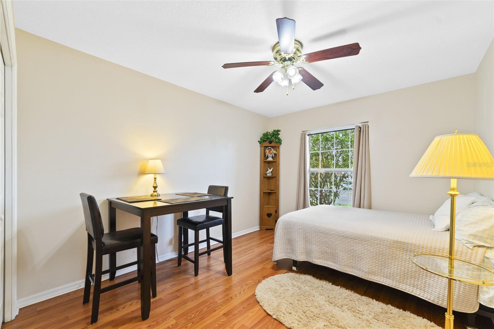 GROVELAND HIDDEN LAKES ESTATES - Residential