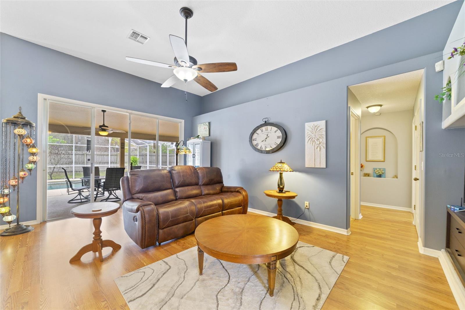 GROVELAND HIDDEN LAKES ESTATES - Residential