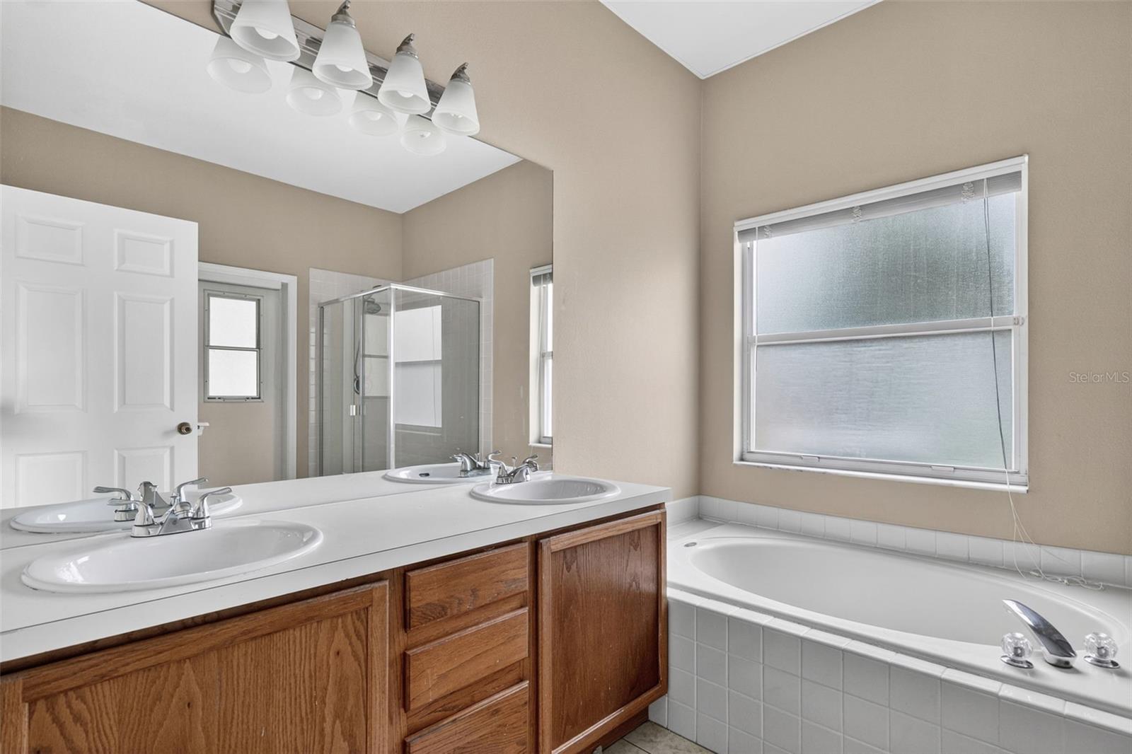 ASHLEY PLACE - Residential