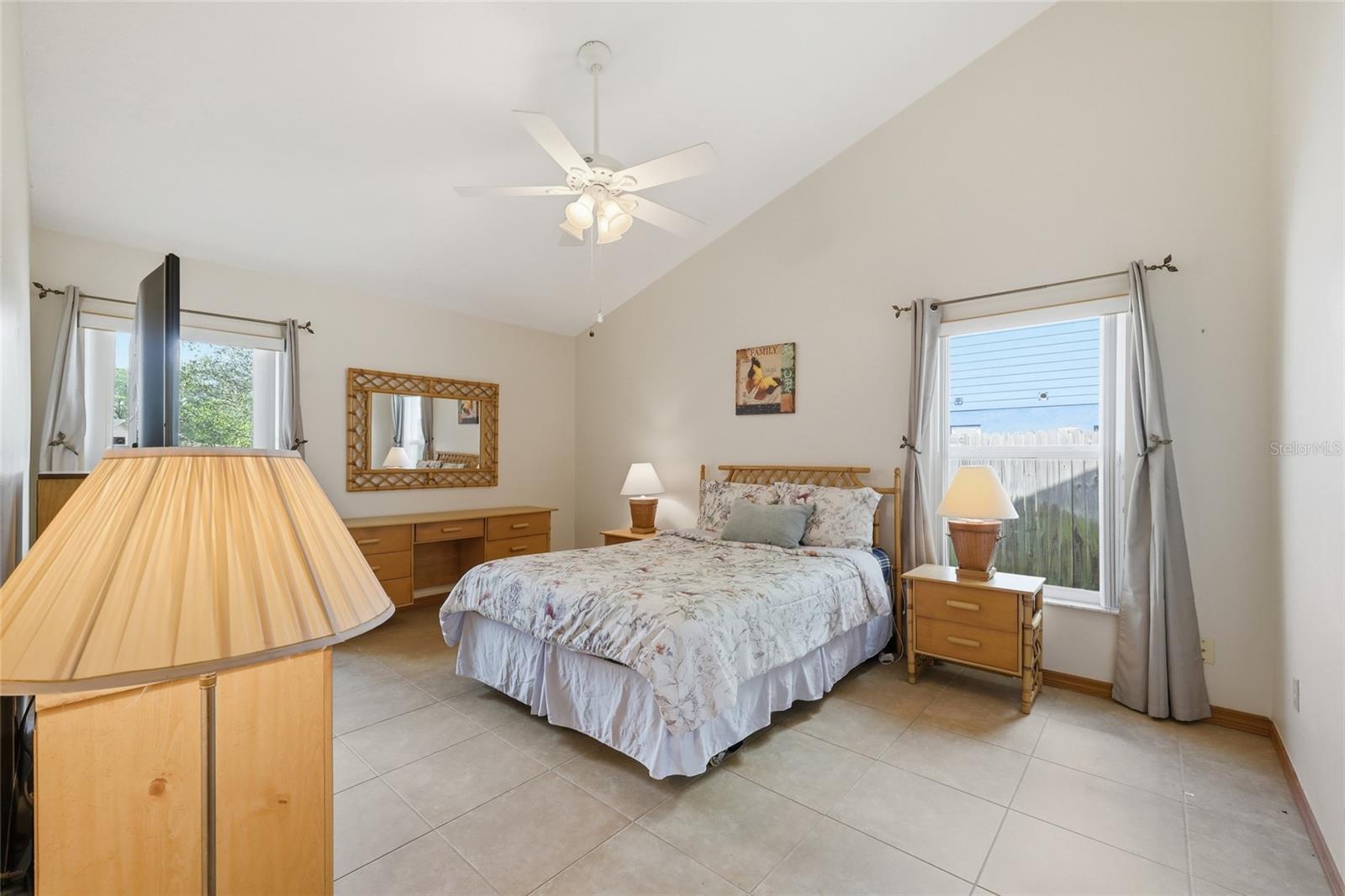 ARBOR CLUB - Residential