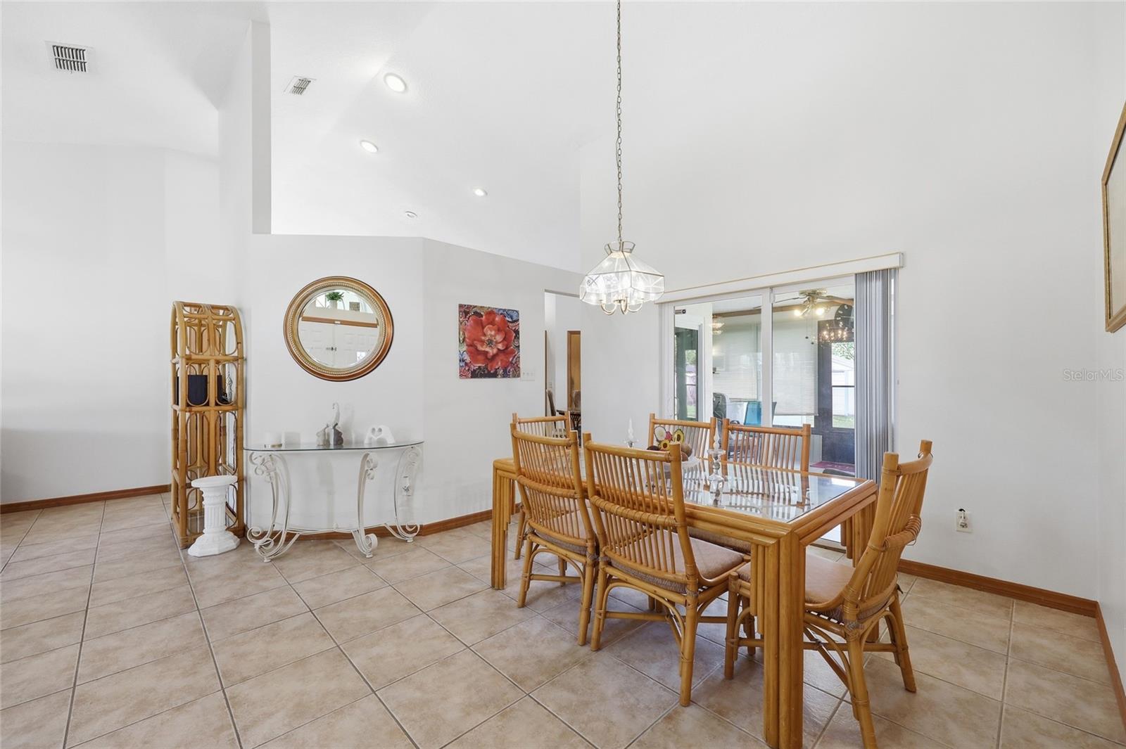 ARBOR CLUB - Residential