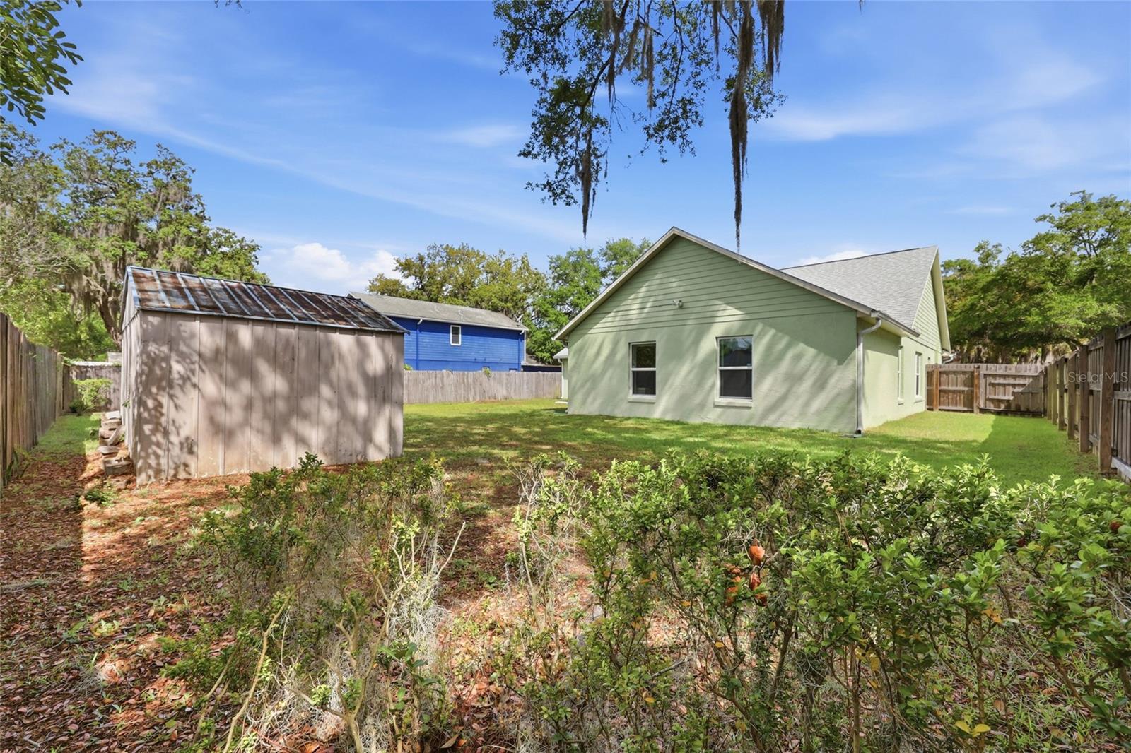 ARBOR CLUB - Residential