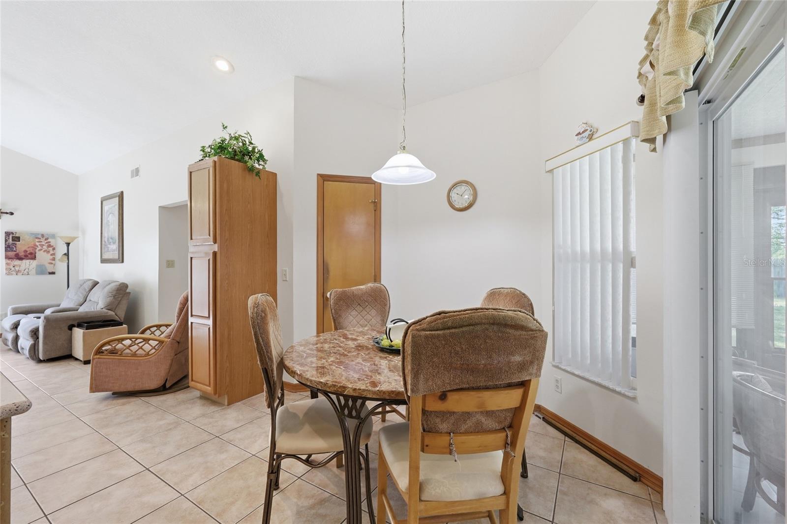 ARBOR CLUB - Residential