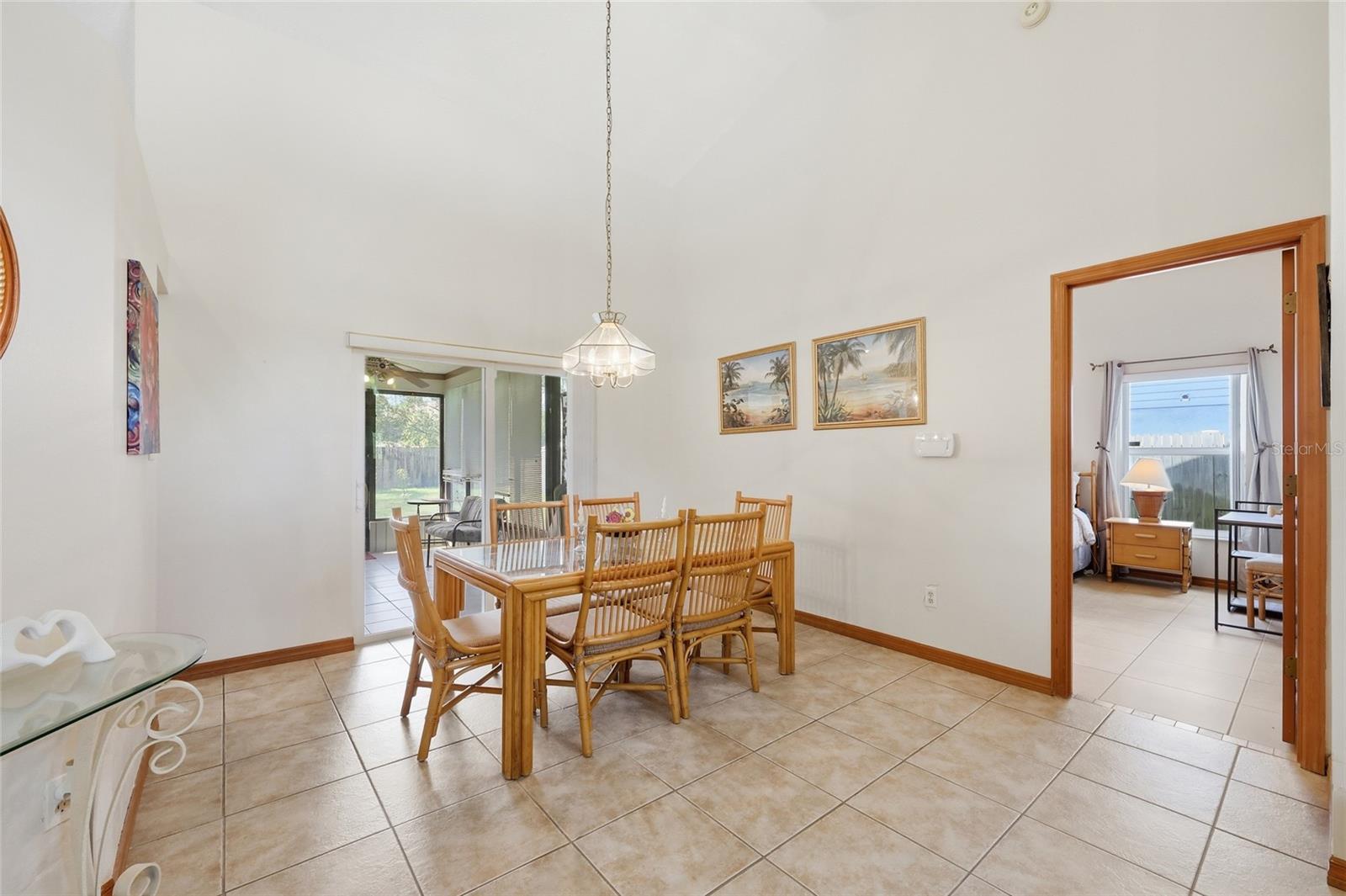 ARBOR CLUB - Residential