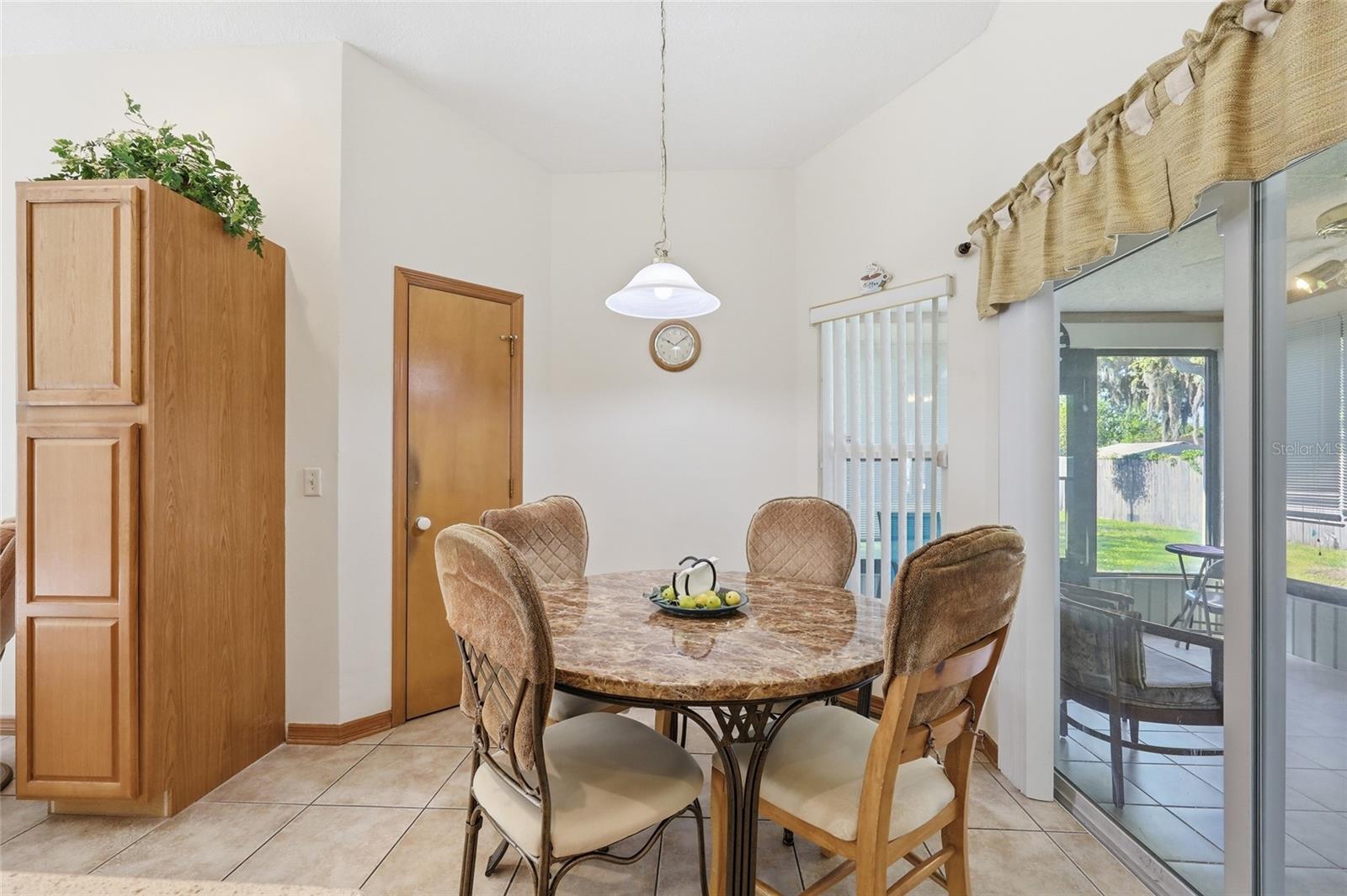 ARBOR CLUB - Residential