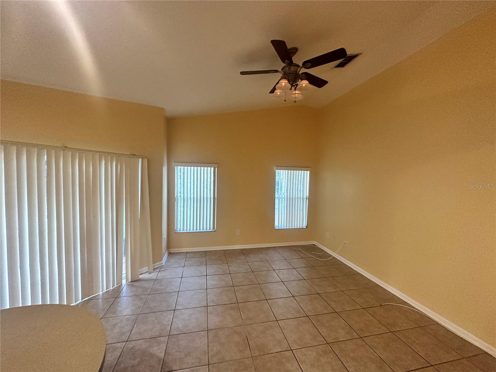 STONEHURST/STONEFIELD - Residential Lease