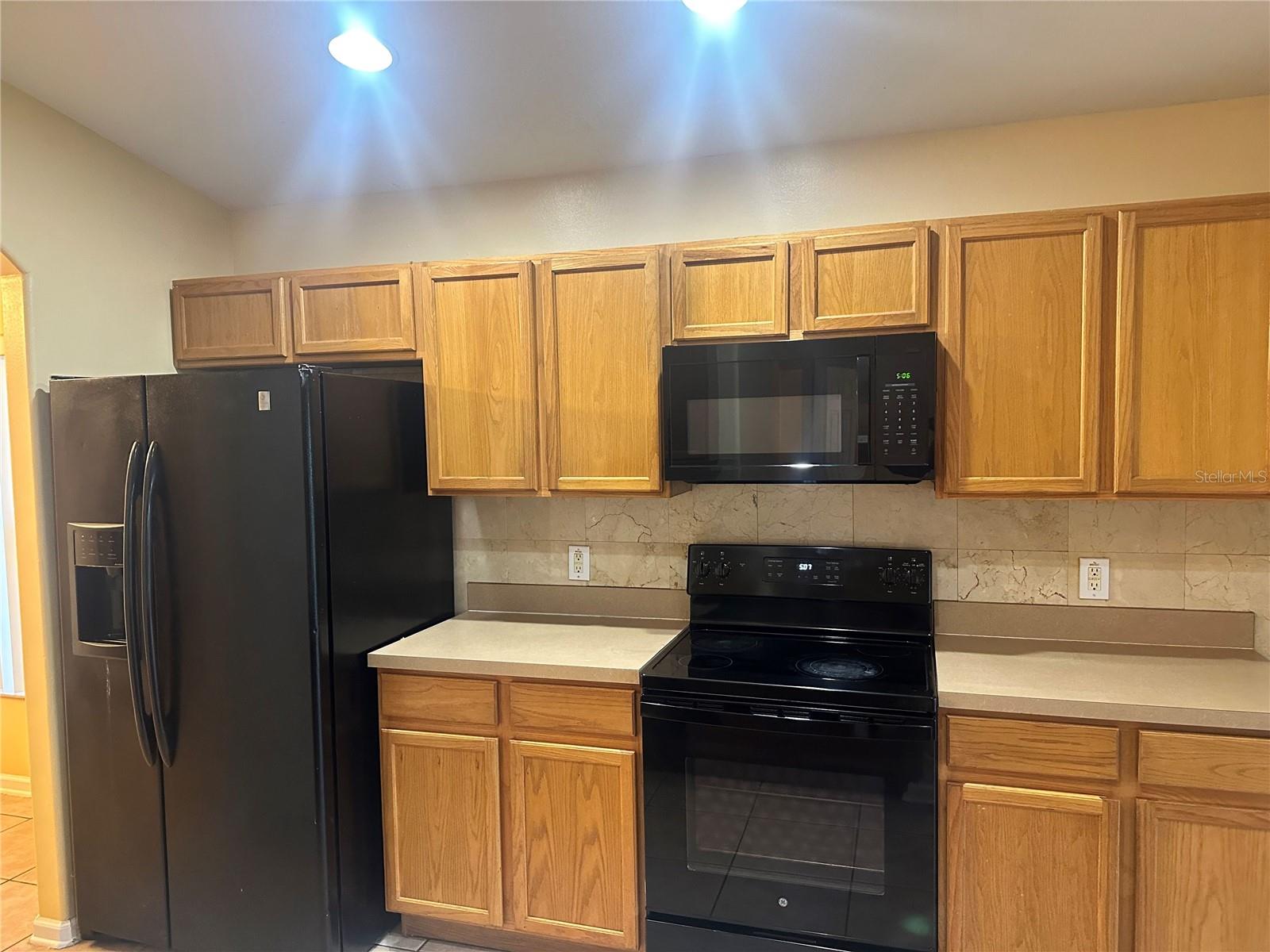 STONEHURST/STONEFIELD - Residential Lease