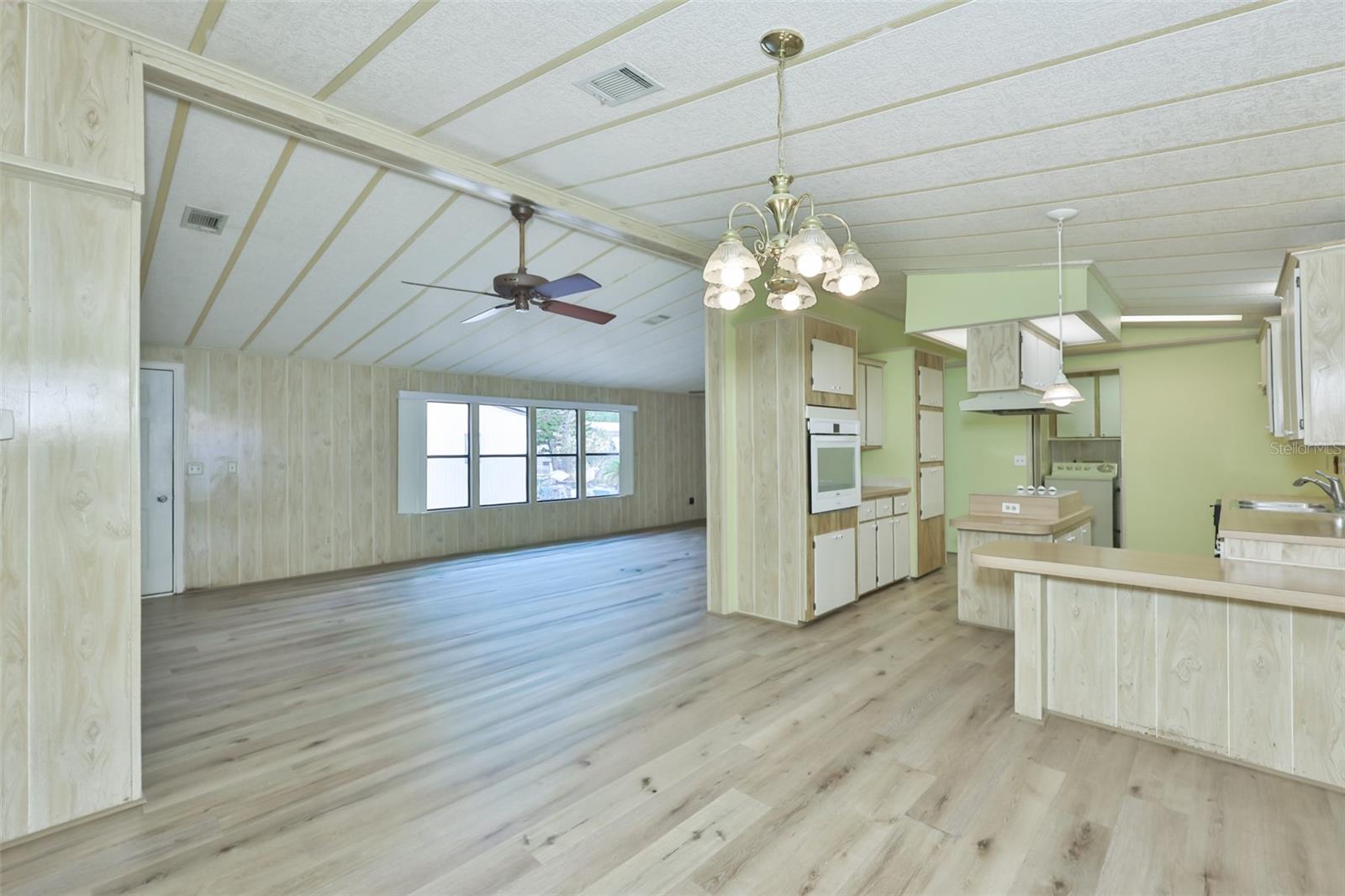 SHELDON WEST MH COMMUNITY - Residential