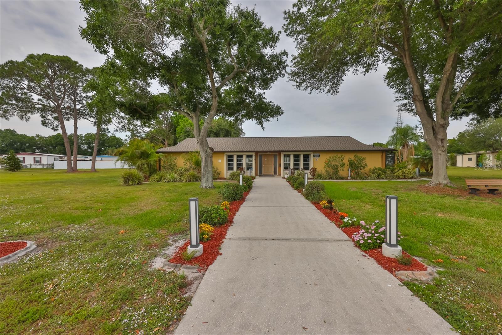 SHELDON WEST MH COMMUNITY - Residential