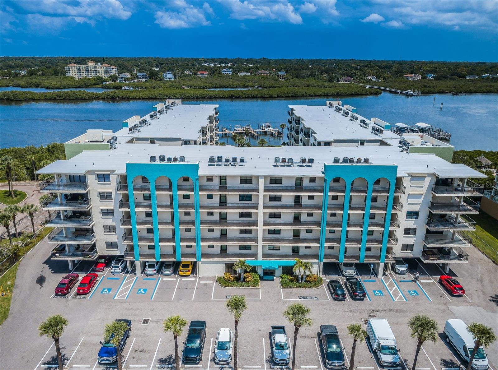 19531 GULF BOULEVARD 604