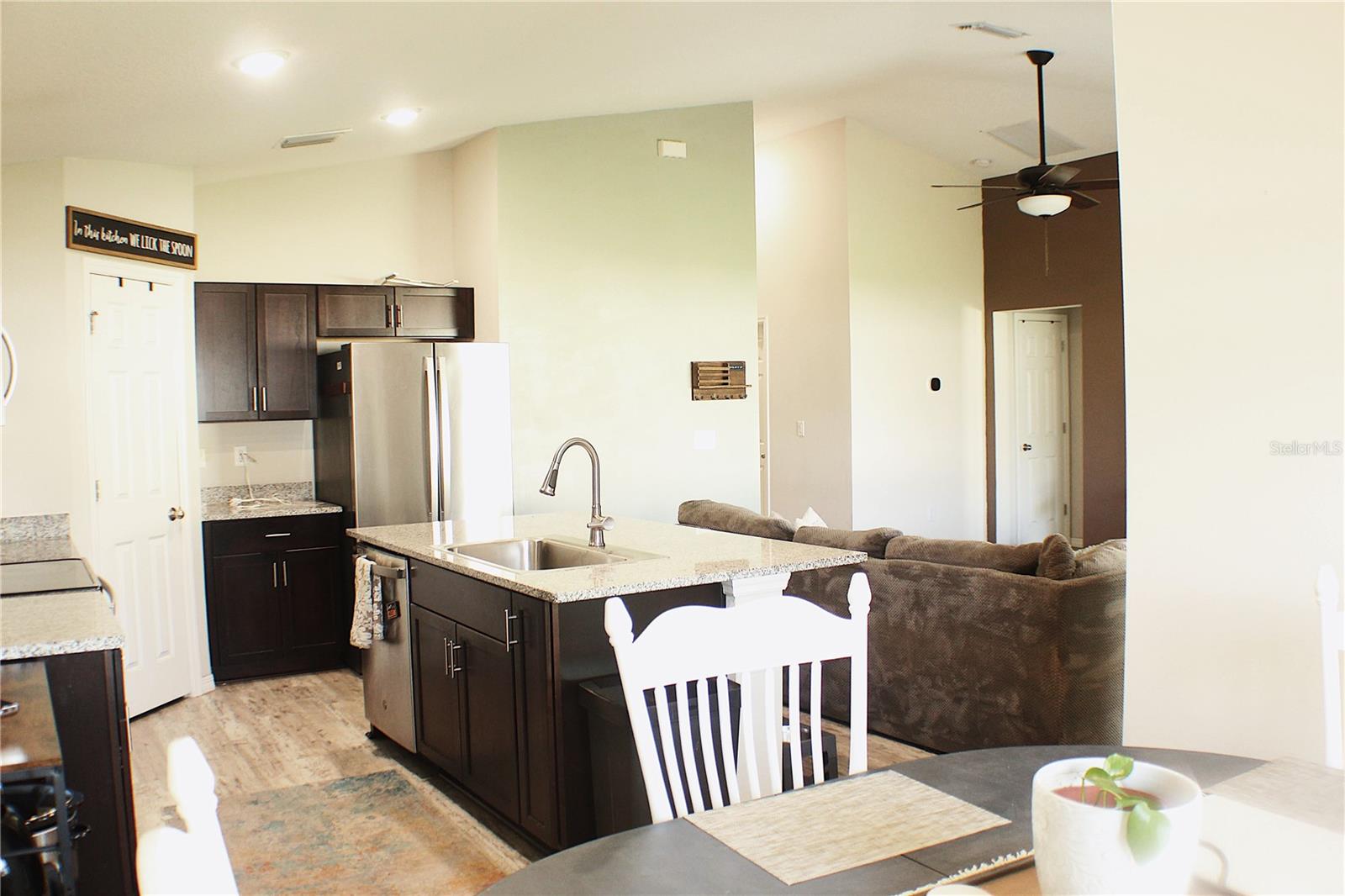 5613 ARLINGTON RIVER DRIVE