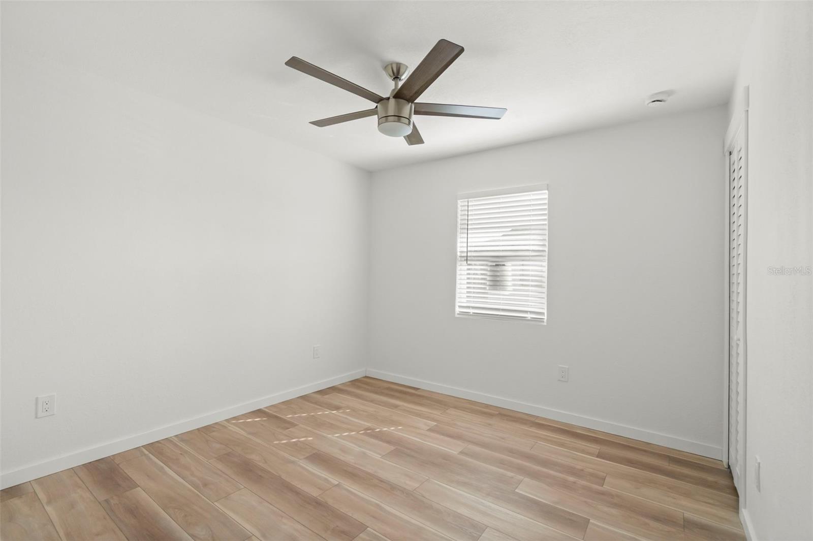 SUMMIT PARK - Residential Income