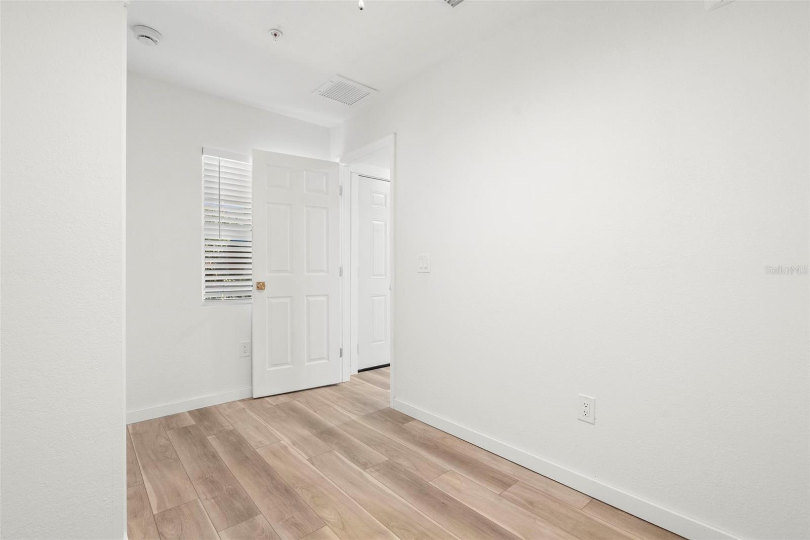 SUMMIT PARK - Residential Income