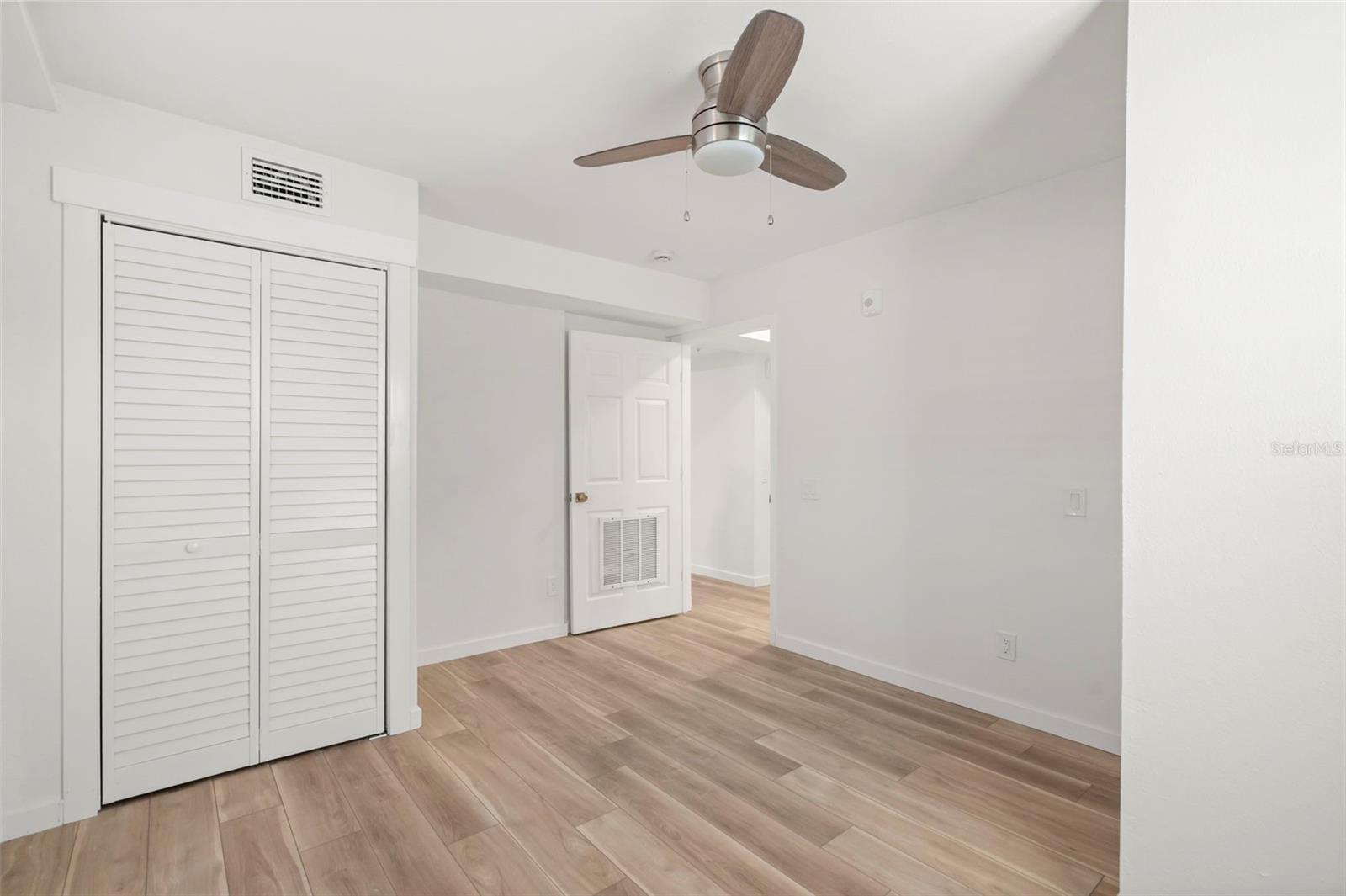 SUMMIT PARK - Residential Income