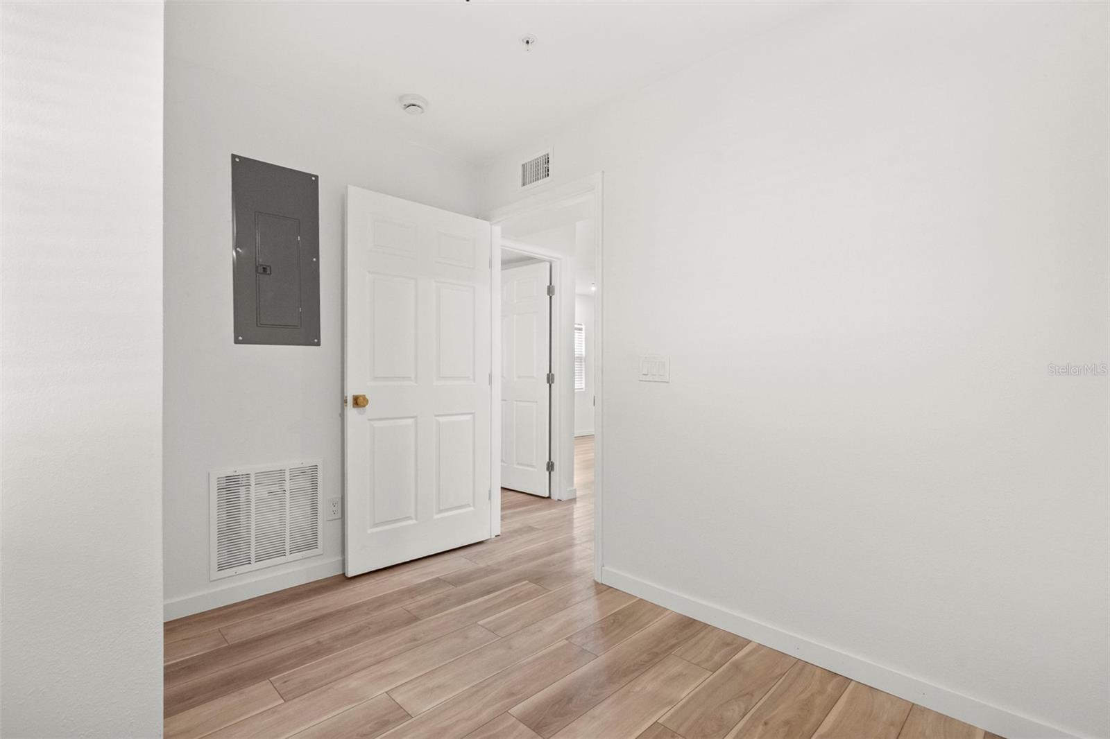 SUMMIT PARK - Residential Income