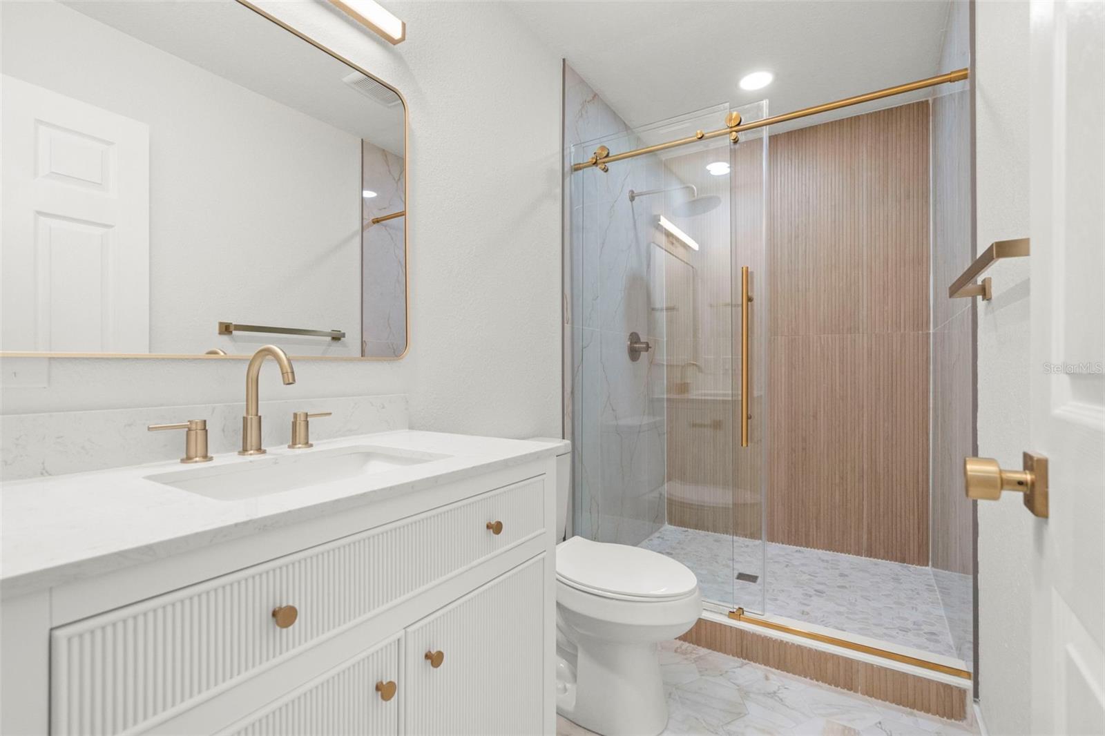 SUMMIT PARK - Residential Income