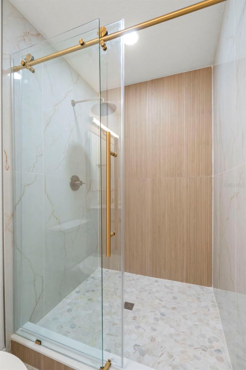 SUMMIT PARK - Residential Income