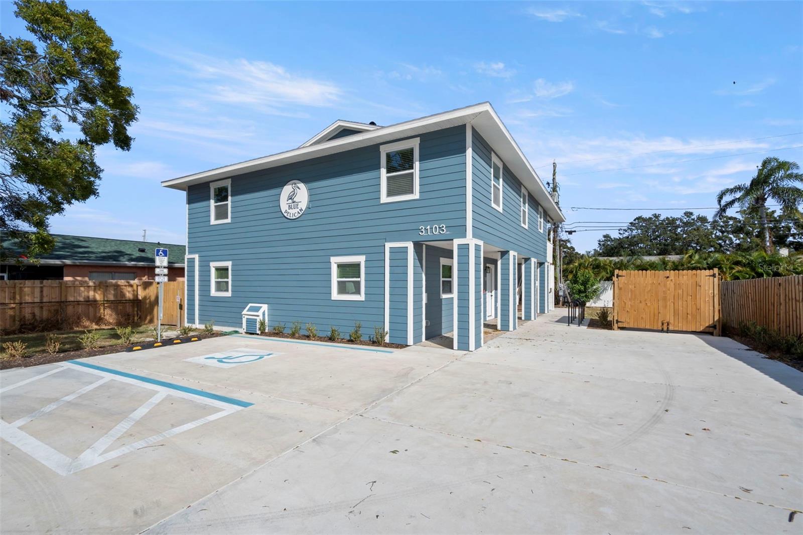 SUMMIT PARK - Residential Income