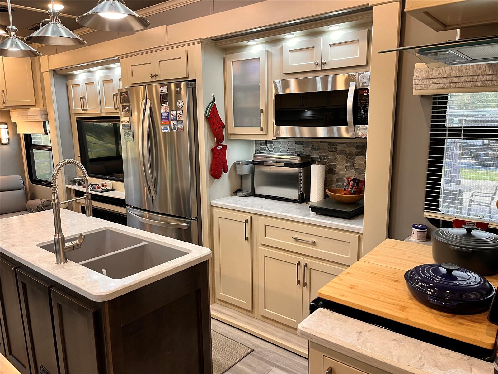 PRESERVE ESTATE - Land