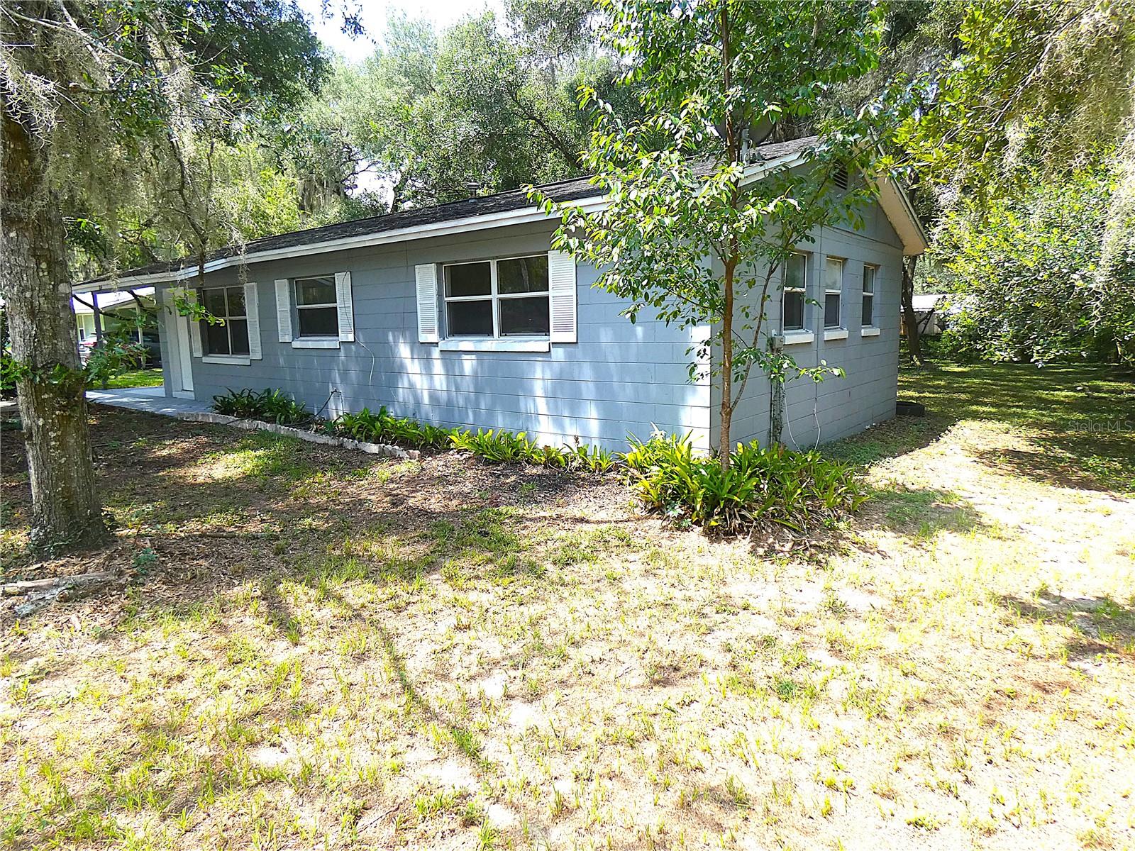 106 WILLARD AVENUE