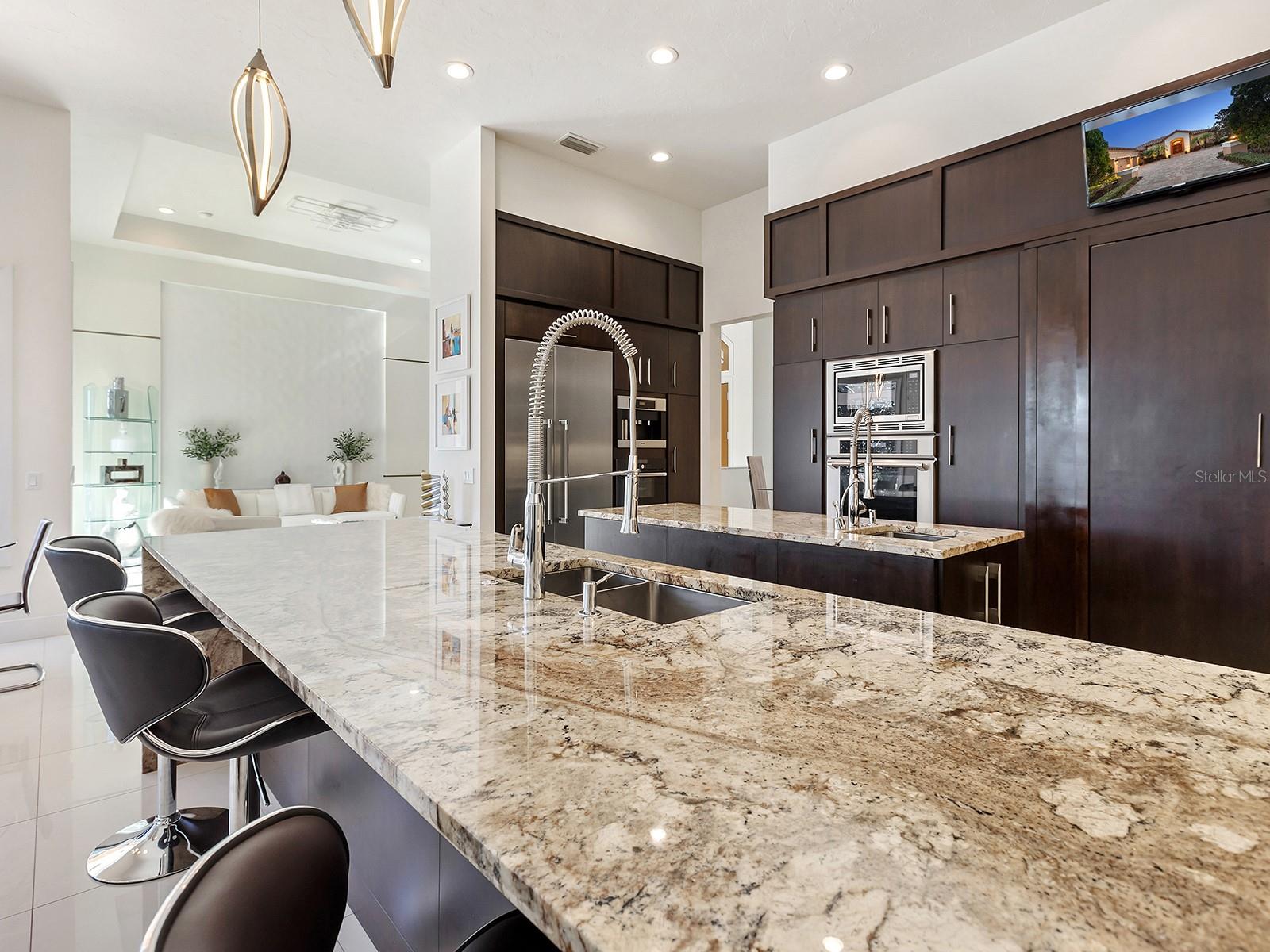 LAKE CLUB PH I - Residential