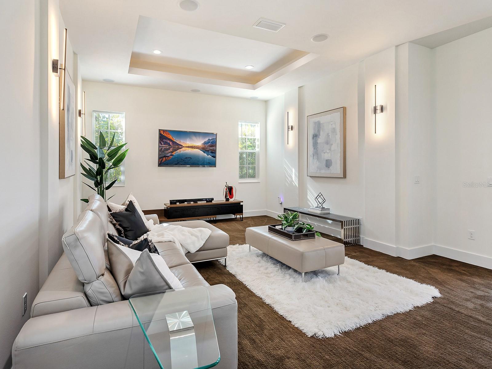 LAKE CLUB PH I - Residential