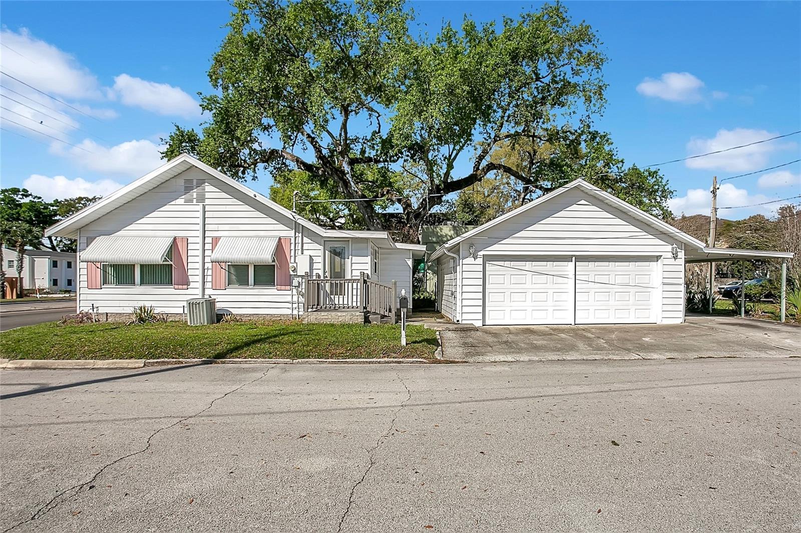 ACREAGE - Commercial Sale