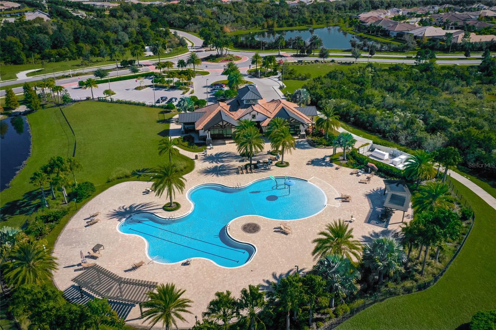 COUNTRY CLUB EAST AT LAKEWD RNCH QQ1 2C - Residential