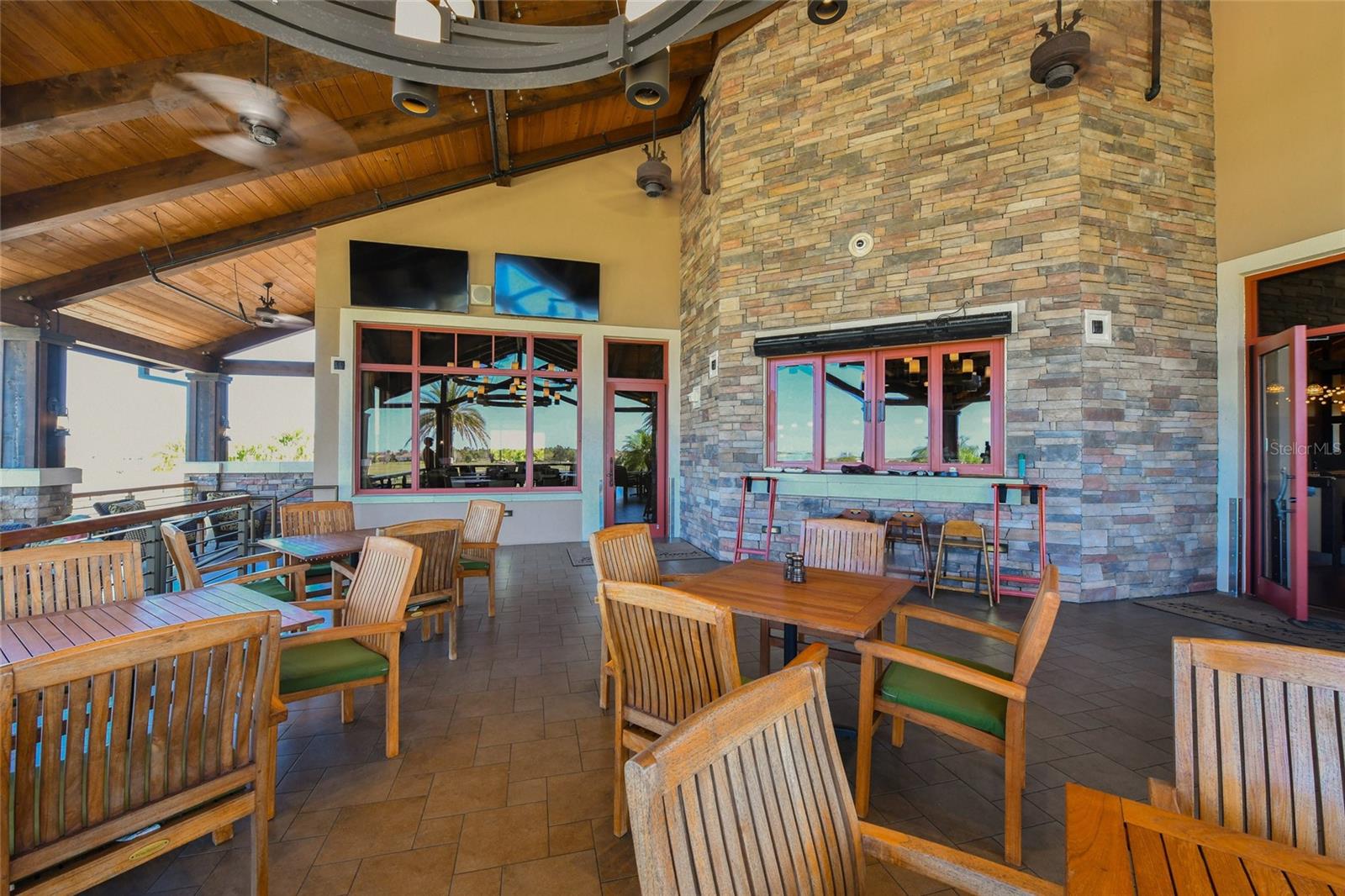 COUNTRY CLUB EAST AT LAKEWD RNCH QQ1 2C - Residential