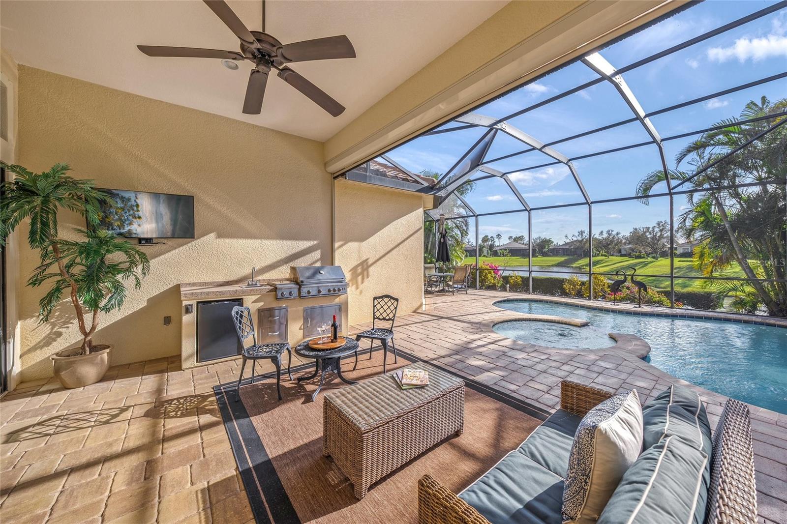 COUNTRY CLUB EAST AT LAKEWD RNCH QQ1 2C - Residential