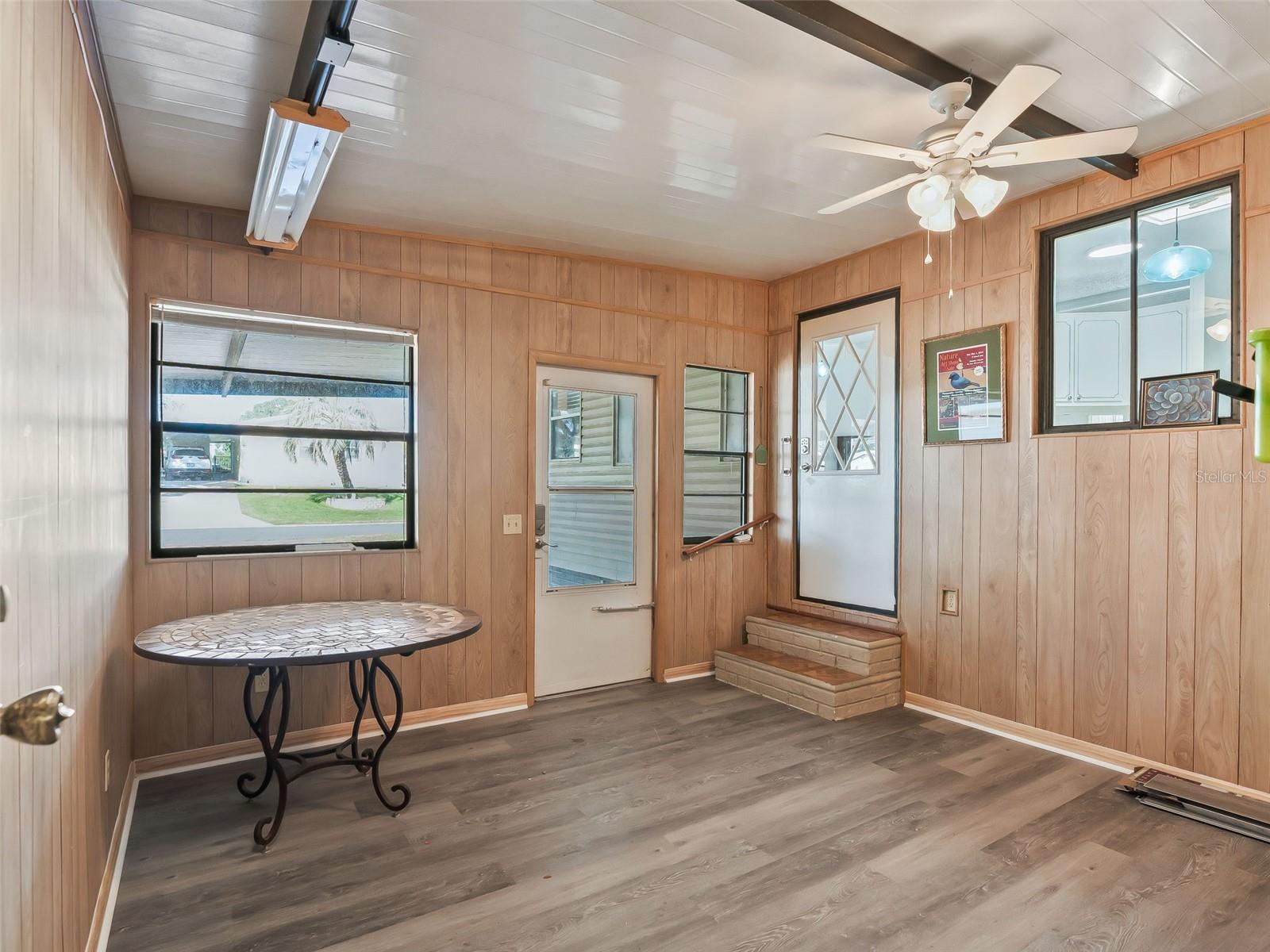 LADY LAKE ORANGE BLOSSOM GARDENS UNIT 10 - Residential