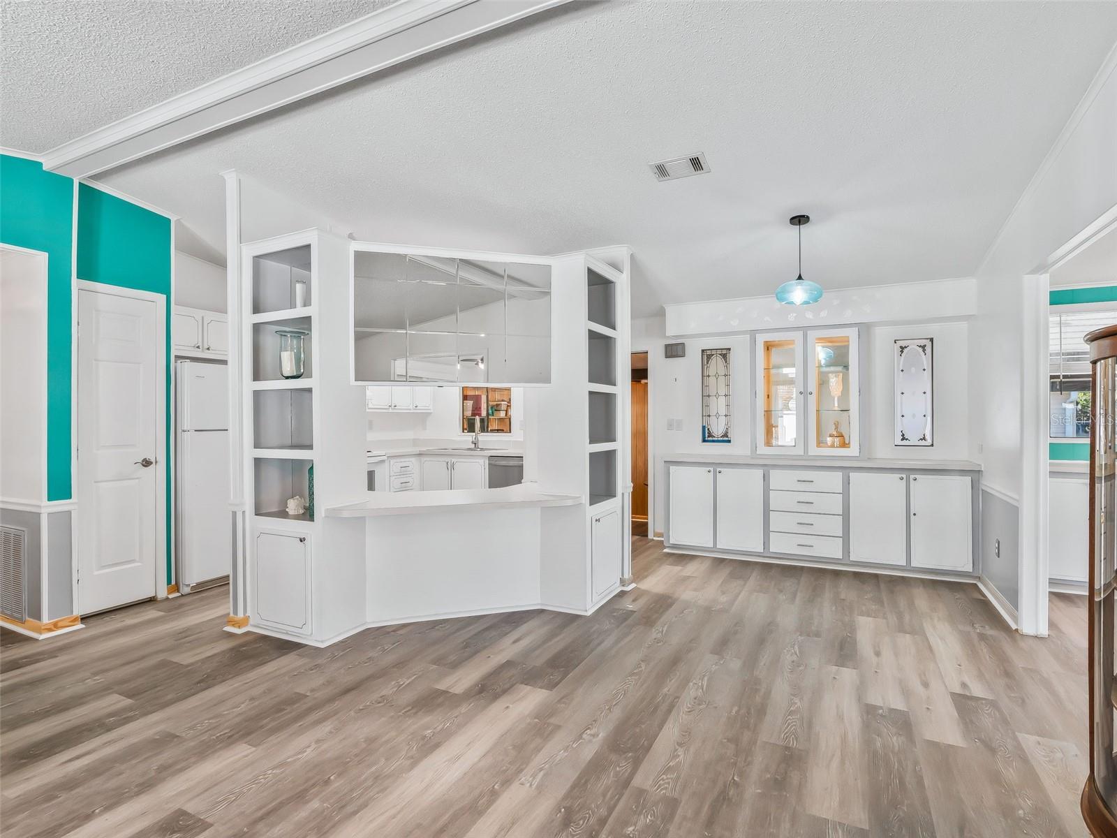 LADY LAKE ORANGE BLOSSOM GARDENS UNIT 10 - Residential