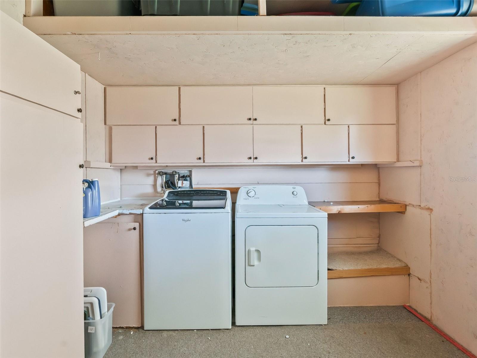 LADY LAKE ORANGE BLOSSOM GARDENS UNIT 10 - Residential