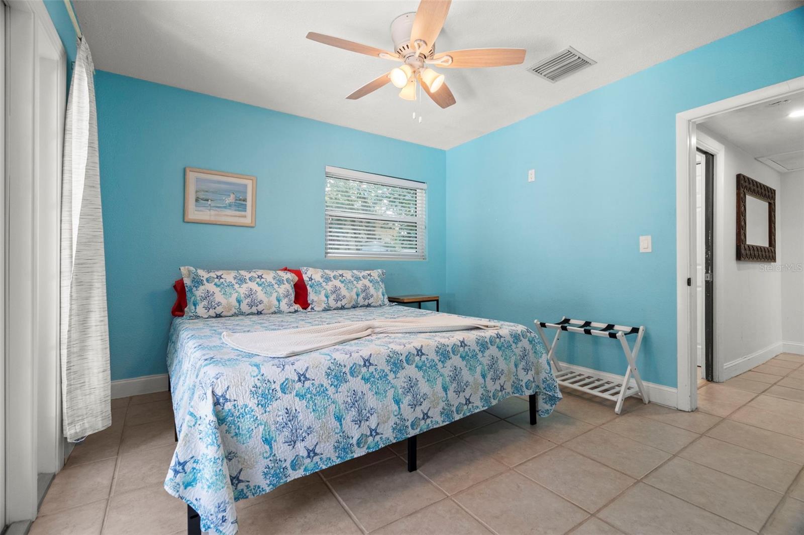 HARBOR HILL PARK - Residential